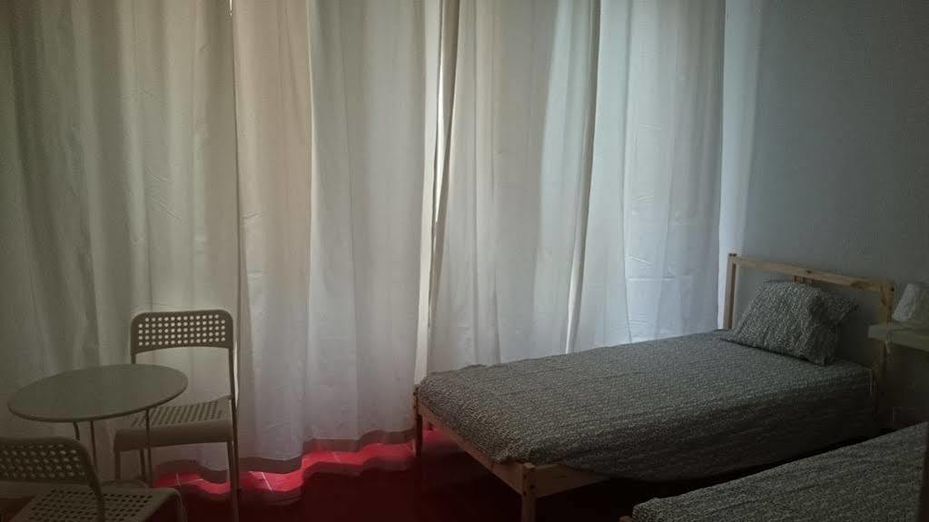 Couette-café Propia 2*